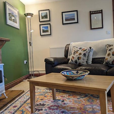 The Sty Villa Bridport Bagian luar foto